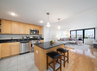 700 Grove St APT 11R, Jersey City, NJ