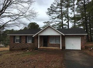 110 Rocking Chair Ln, Spartanburg, SC 29307