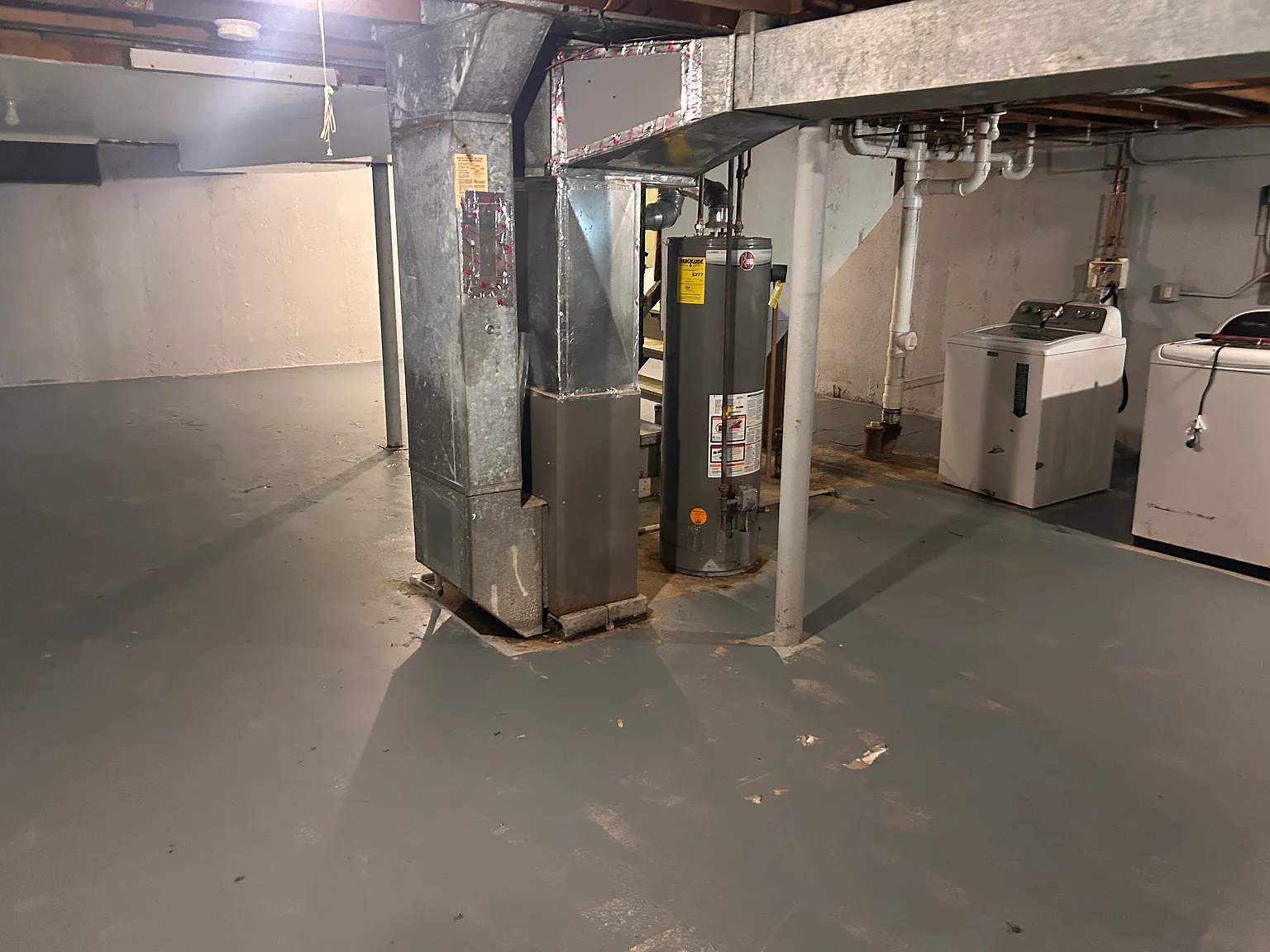 3 bed, 913 sqft, $1,900 — Photo 4