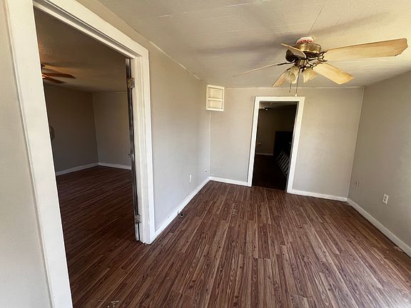 4th image of 202 Landers St