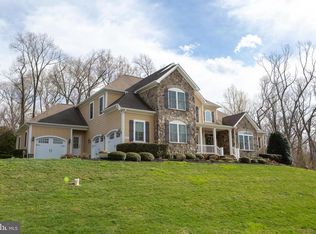 5846 Pine Brook Farm Rd, Sykesville, MD 21784