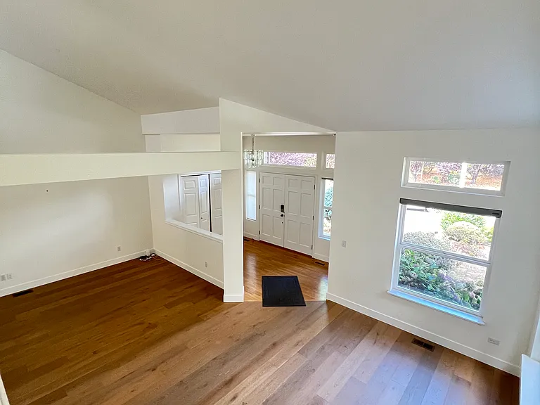 7607 NE 125th St — Photo 3