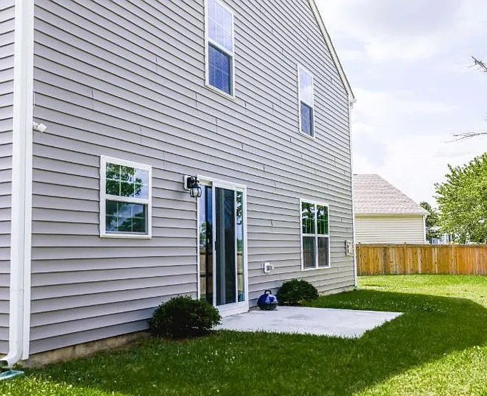 433 Ginger Dr — Photo 12