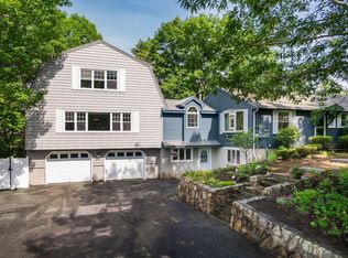 31 Scotland Bridge Rd, York, ME 03909
