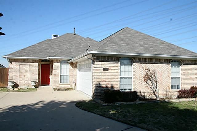1st image of 2217 Ashwood Ct