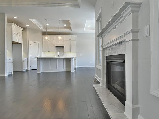4th image of 9330 Fairbanks Dr