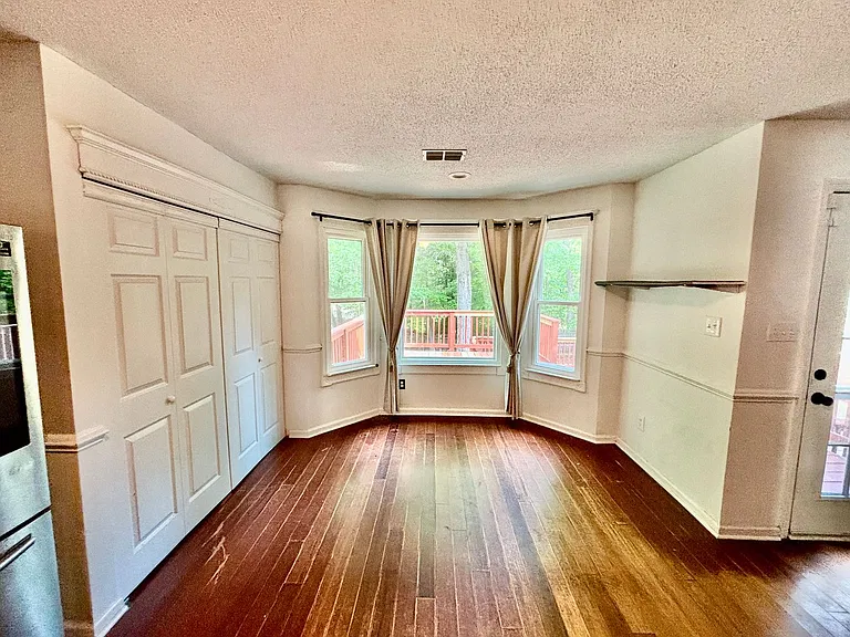 4512 Misty Ct — Photo 12
