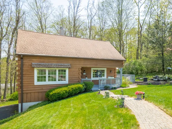 355 Bennetts Farm Road, Ridgefield, CT 06877