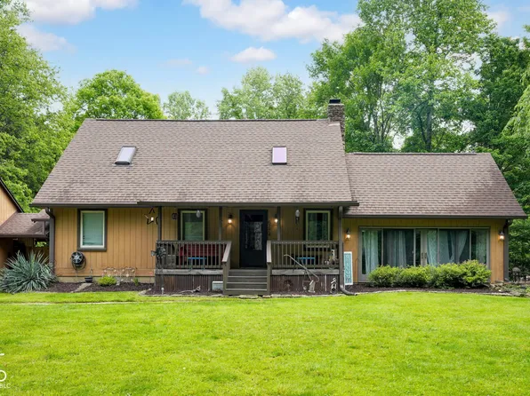 6774 Becks Grove Rd, Freetown, IN 47235