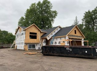 931 Kusterer Ave NW, Grand Rapids, MI 49534