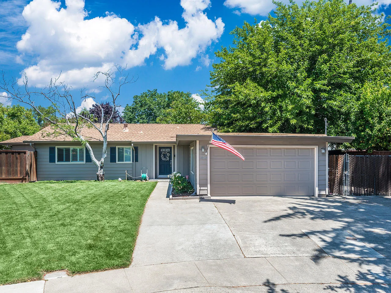 1649 Elda Ct photo 1