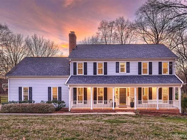 7928 Covey Chase Dr, Charlotte, NC 28210