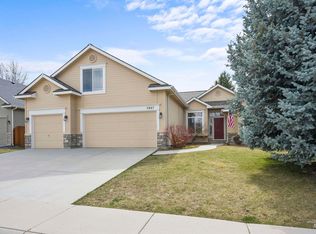 3867 E Immigrant Pass Ct, Boise, ID 83716