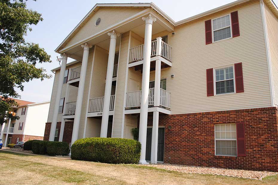 1st image of 3108 Edwards Pl APT 101