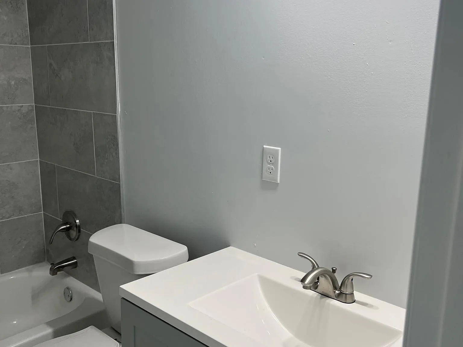 3 bed, 1364 sqft, $1,900 — Photo 4