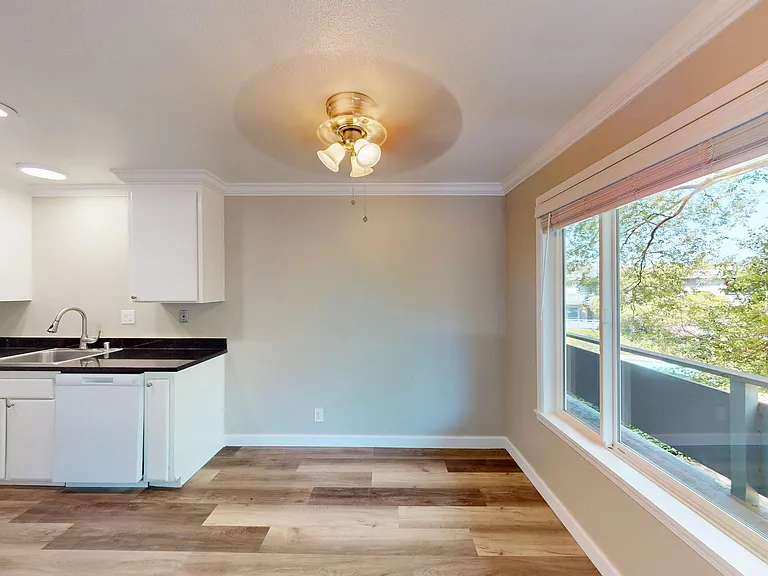 823 Las Gallinas Ave #219 — Photo 3