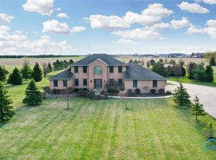 22708 Ault Rd, Perrysburg, OH 43551