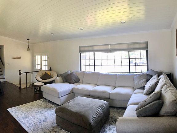 3rd image of 3796 Clara Dr