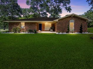 14974 East Dr, Conroe, TX 77302