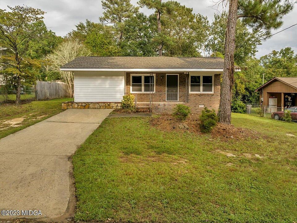 1st image of 117 Redwood Dr