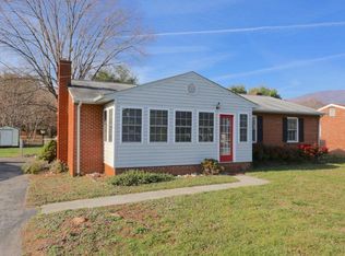 3238 Locust Grove Ln, Salem, VA 24153