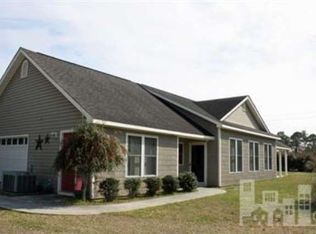 300 Fern Creek Ln, Carolina Beach, NC 28428