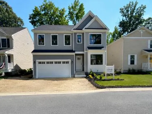 1225 Juniper St, Shady Side, MD 20764