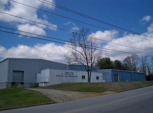 406 Fairview Dr SW, Lenoir, NC 28645