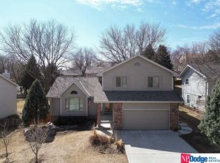 15411 Bemis Cir, Omaha, NE 68154