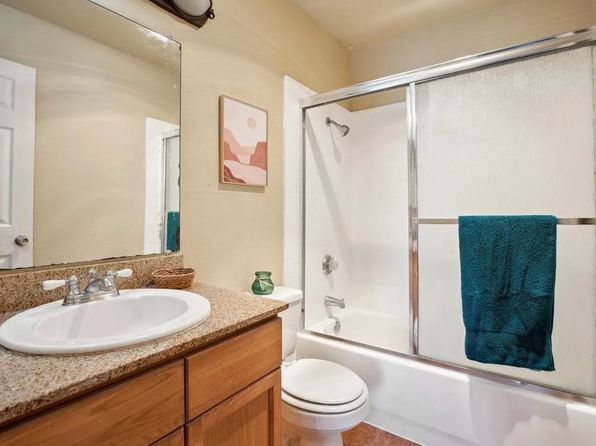1333 N Camino Alto UNIT 276