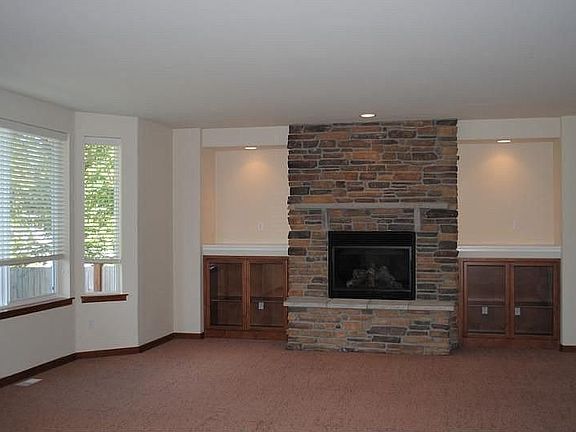 2nd image of 521 203rd Pl SW