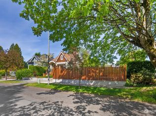 414 30th Ave, Seattle, WA 98122