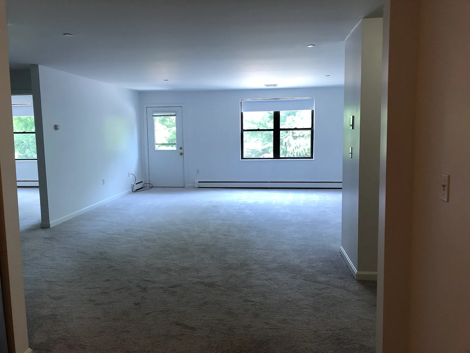 2 bed, 1100 sqft, $3,095 — Photo 3