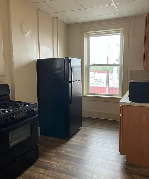 200 W Main St #38 — Photo 9