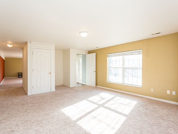 5th image of 4669 Granada Dr