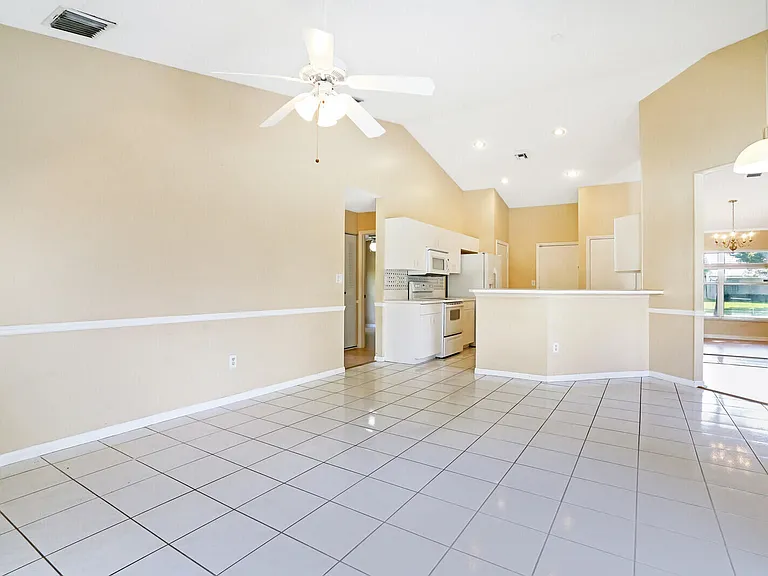 10567 Paso Fino Dr — Photo 10