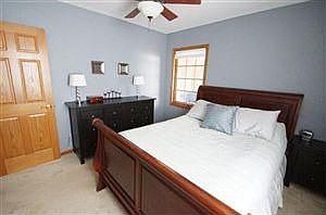 5th image of 2427 Valley Park Dr
