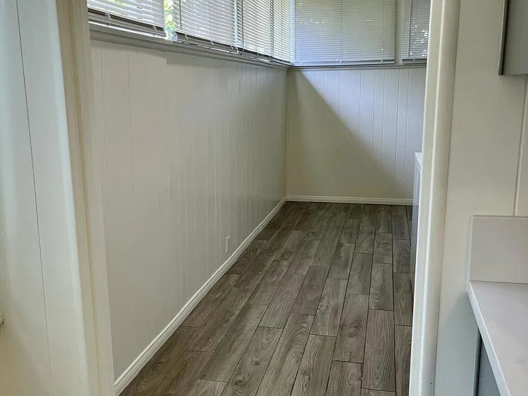 373 Laun St — Photo 31