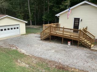 4020 Bentle Dr, Westmoreland, TN 37186