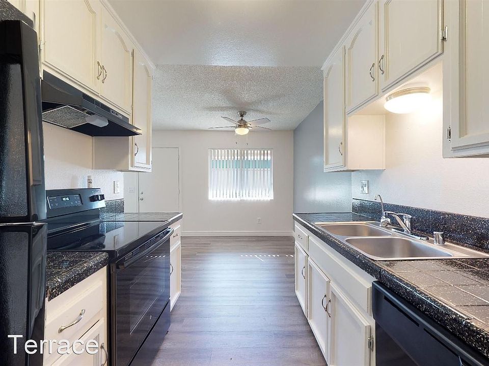 1st image of 2359 Grove Ave #63