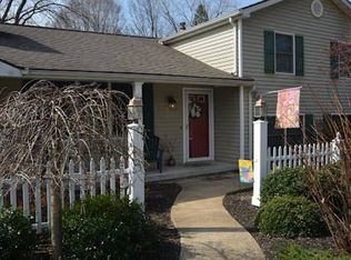 50 Duncott Rd, Fairport, NY 14450