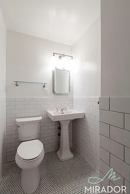 Rented by Mirador Real Estate | media 71