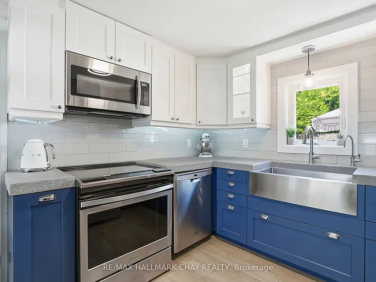 147 Murphy Rd #MAIN — Photo 3