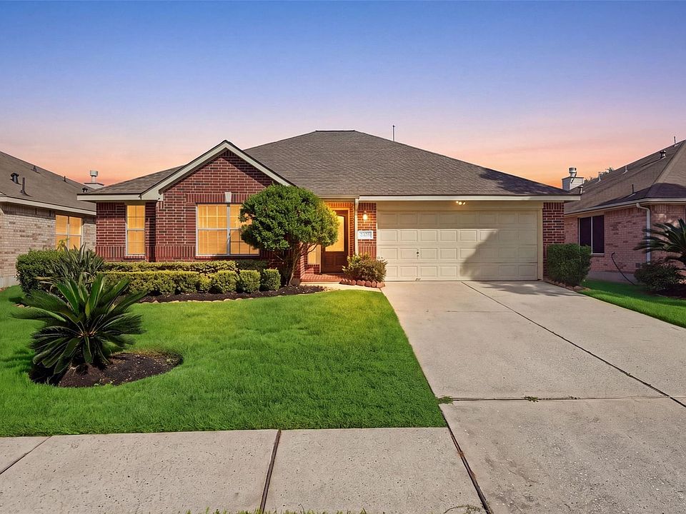 1st image of 2426 Floral Ridge Dr