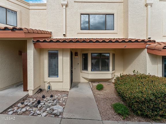 3rd image of 871 N Balachai Ln