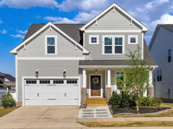 213 Thunder Forest Ln, Wendell, NC 27591