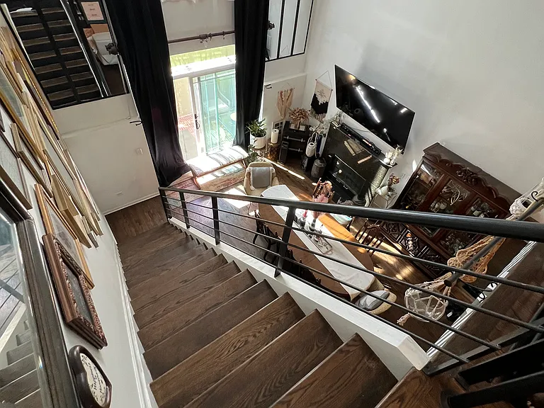 Entryway/Dining Room