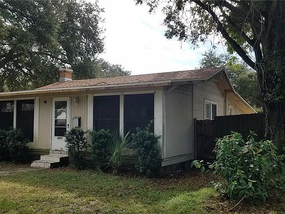 3rd image of 1800 28th Ave N