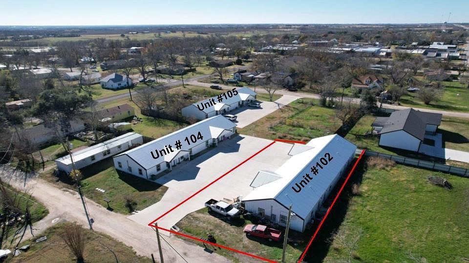 102 W Broadway St, Thorndale, TX 76577 | MLS #9790056 | Zillow
