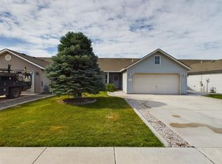 7824 Deschutes Dr, Pasco, WA